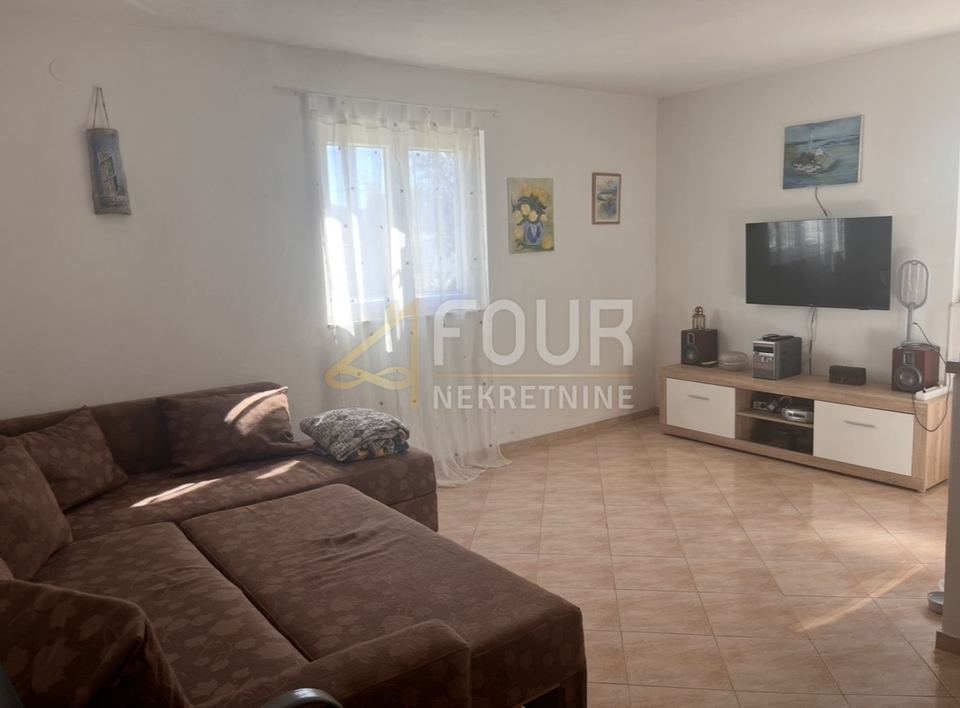 Casa u Zadru, 54m², 1 soba, slika 5