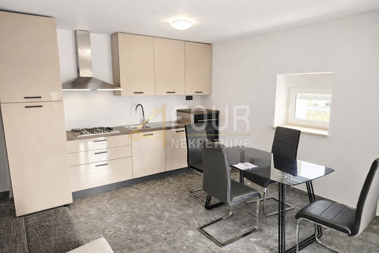 Kuća u Žminju, 85m², 3 sobe
