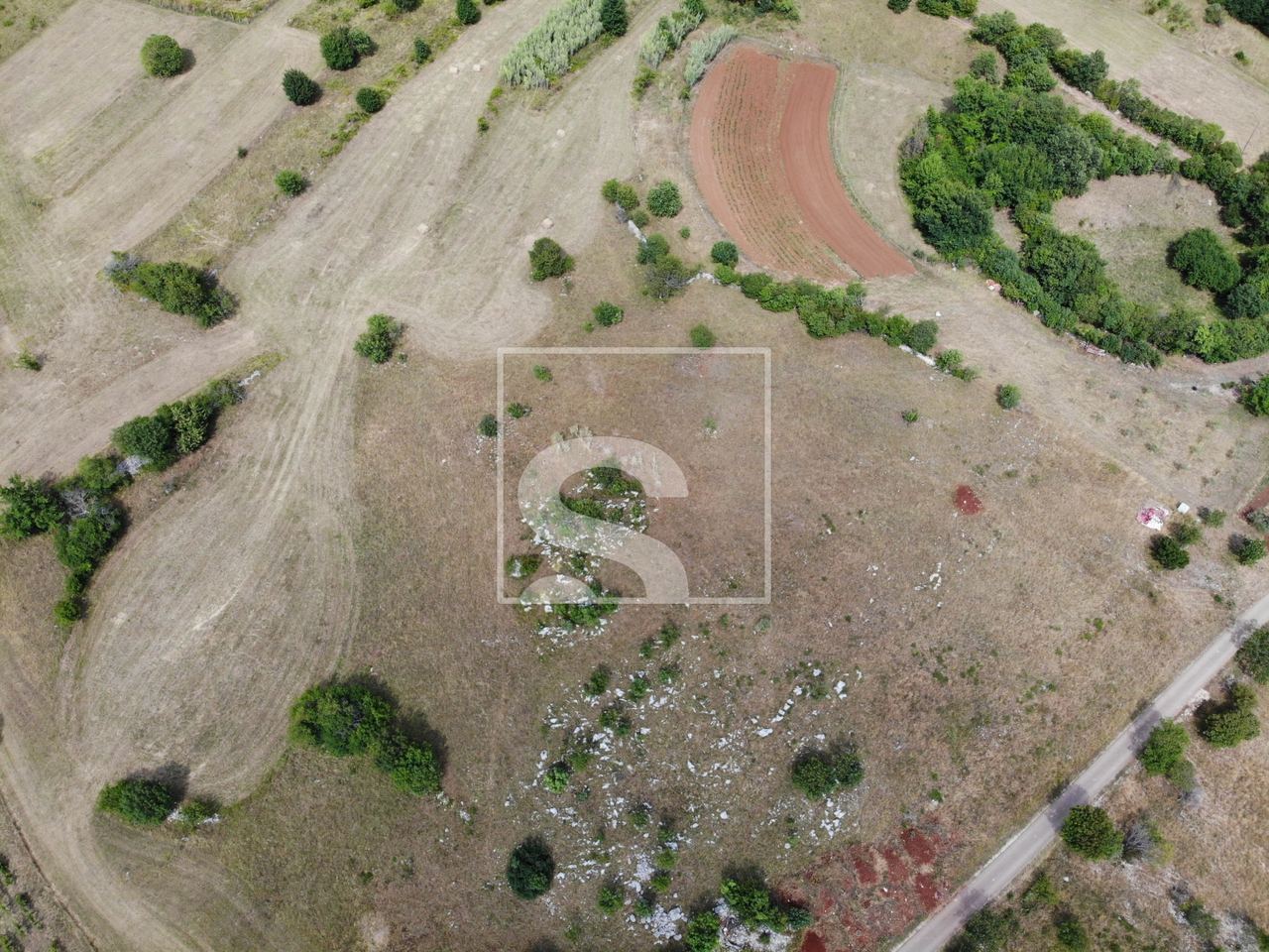 Land u Oprtalju, 9481m², slika 4