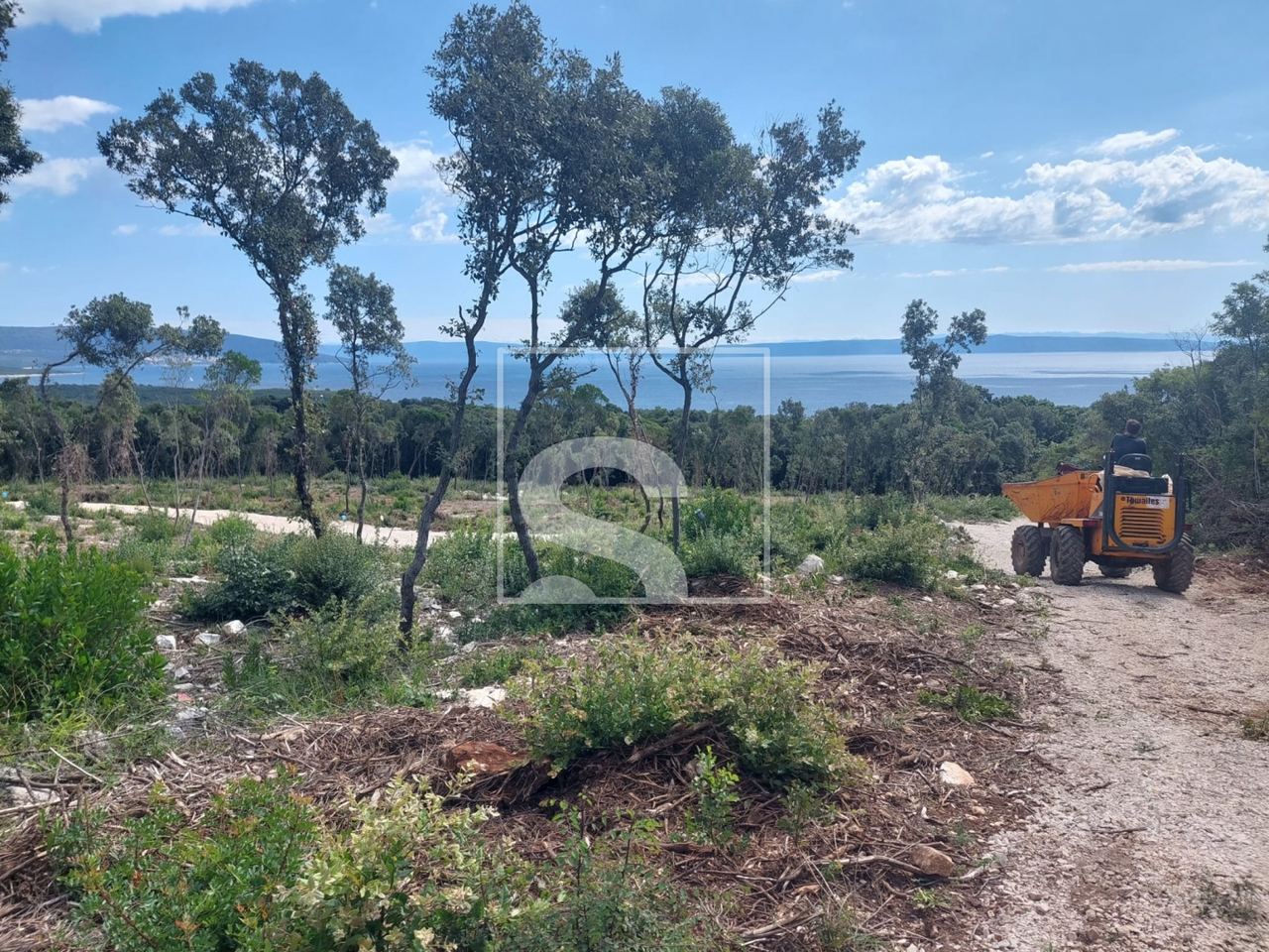 Grundstück u Marčani, 318m², slika 3