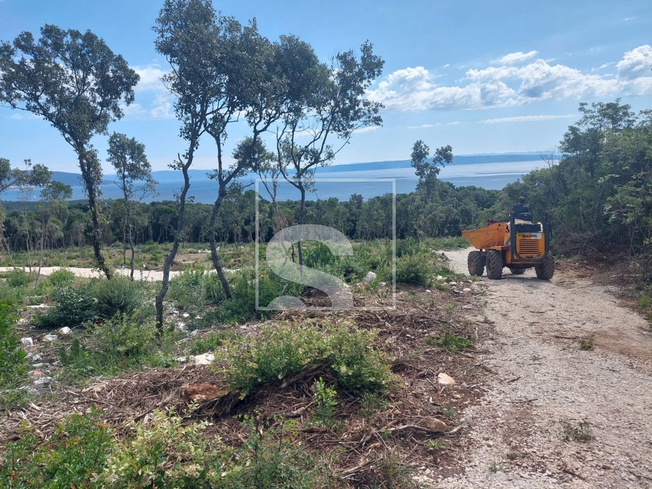 Grundstück u Marčani, 318m², slika 4