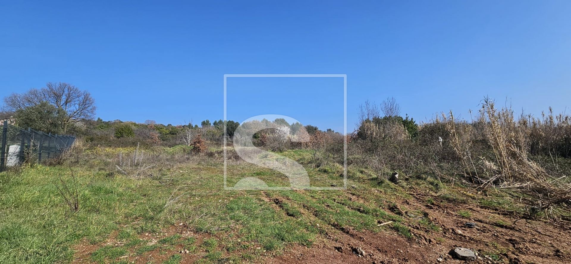 Grundstück u Puli, 2253m²