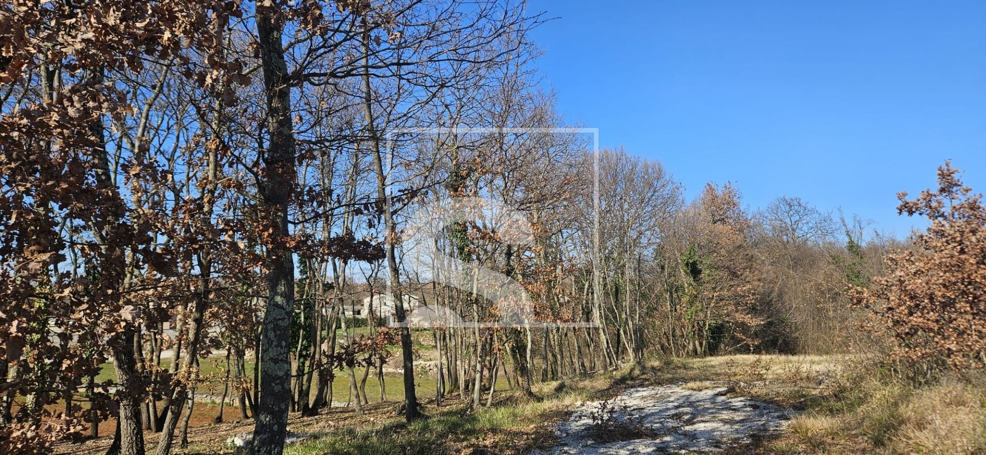Grundstück u Svetvinčenatu, 1143m², slika 2