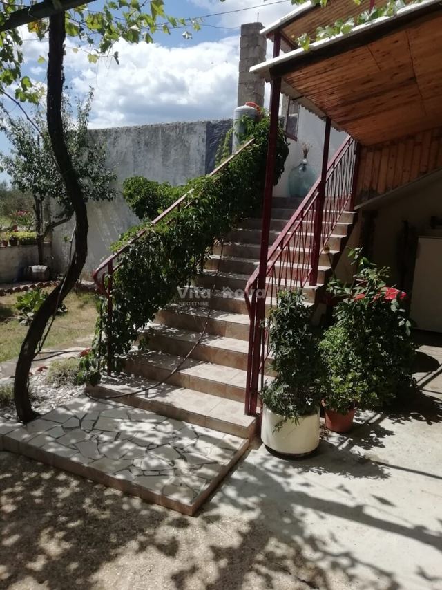 Stan u Benkovcu, 50m², 2 sobe, slika 4