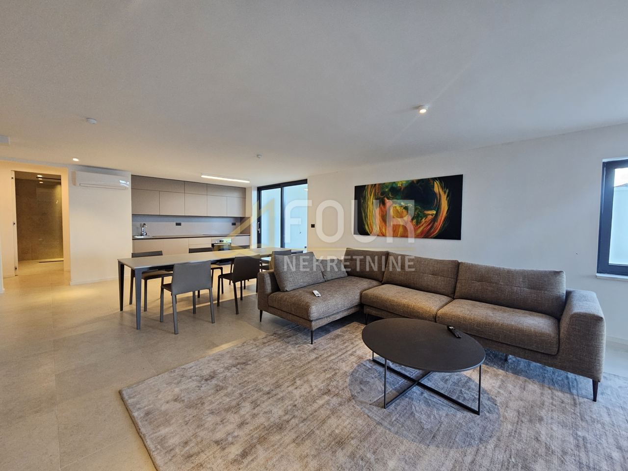Wohnung u Opatiji, 127.06m², 1 soba, slika 2