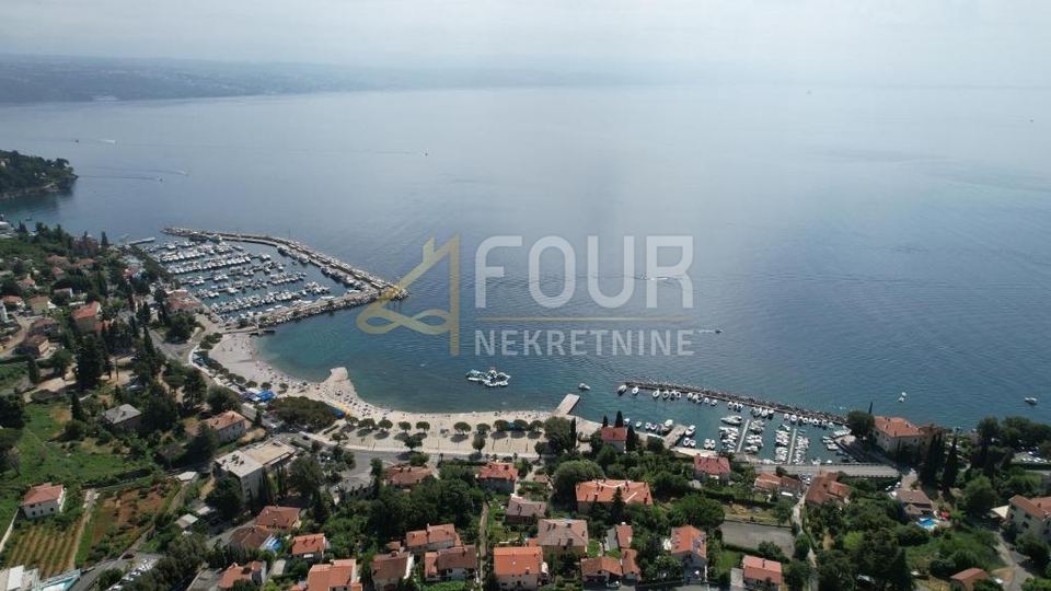 Casa u Opatiji, 260m², 5 soba, slika 2
