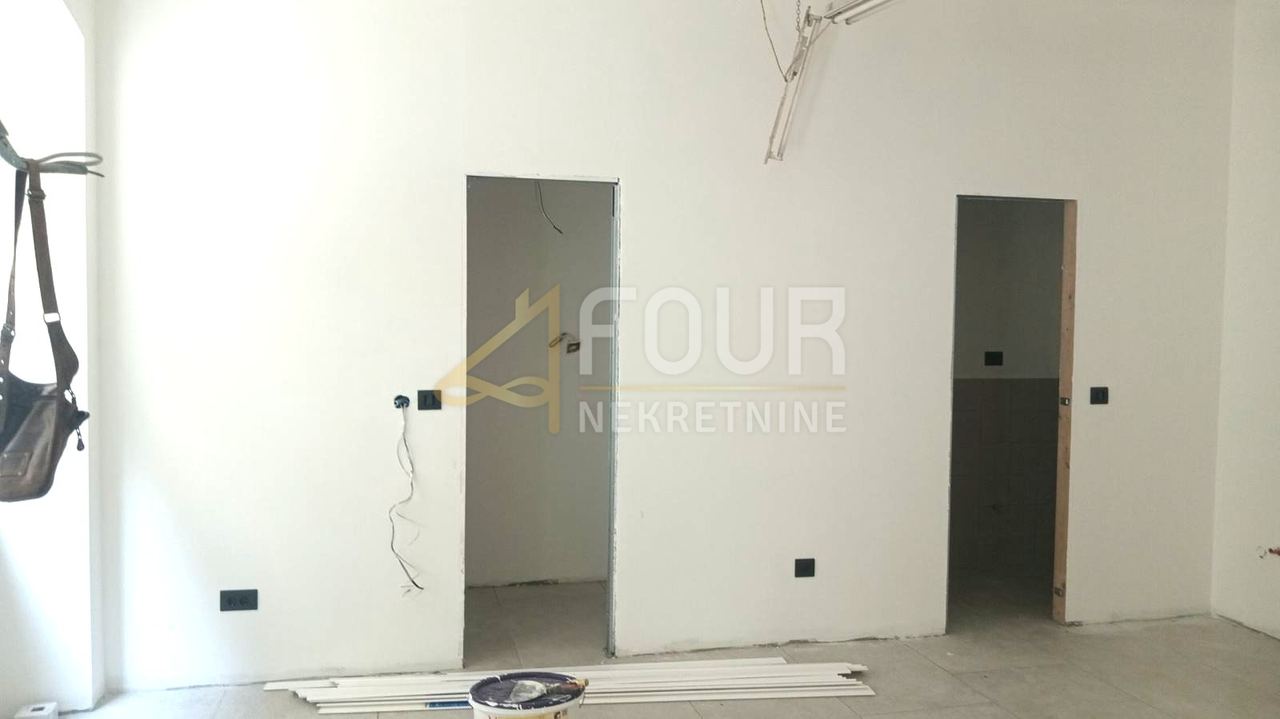 Gewerbefläche u Rovinju, 32.77m², slika 3