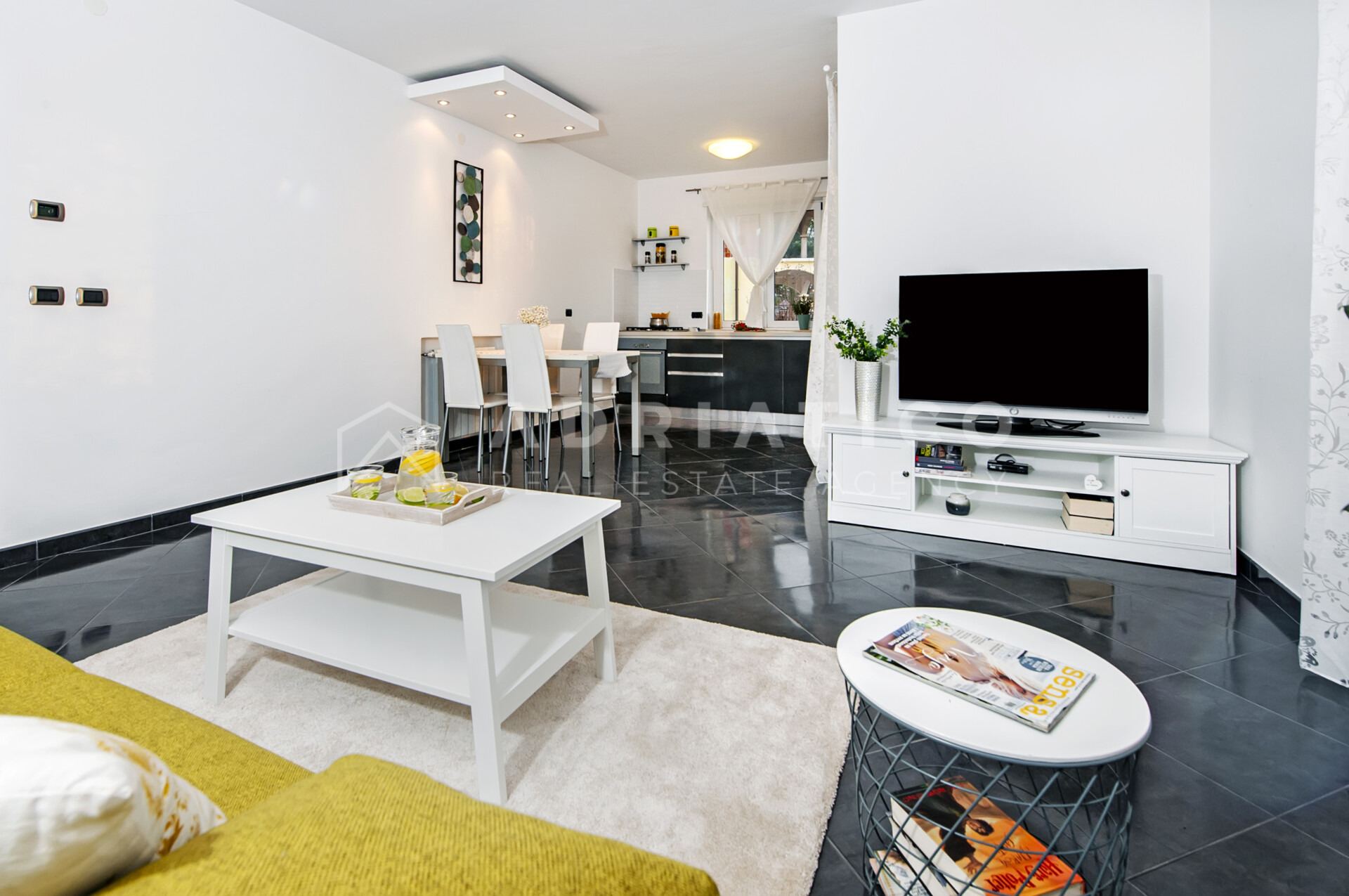Kuća u Rovinju, 550m², 4 sobe, slika 5