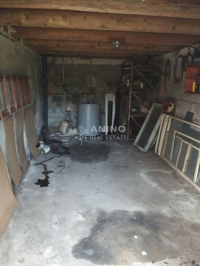 Kuća u Čabaru, 150m², 1 soba, slika 4