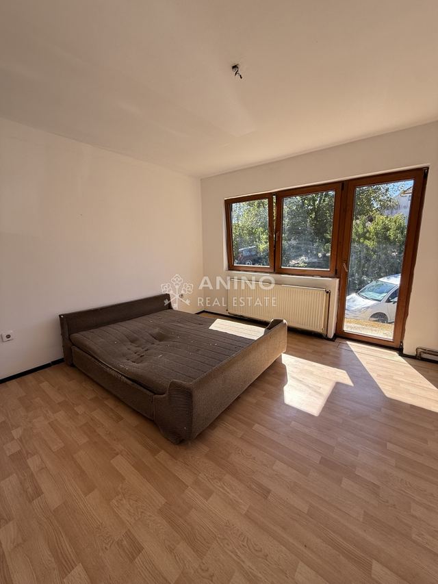 Haus u Radoboju, 180m², 2 sobe