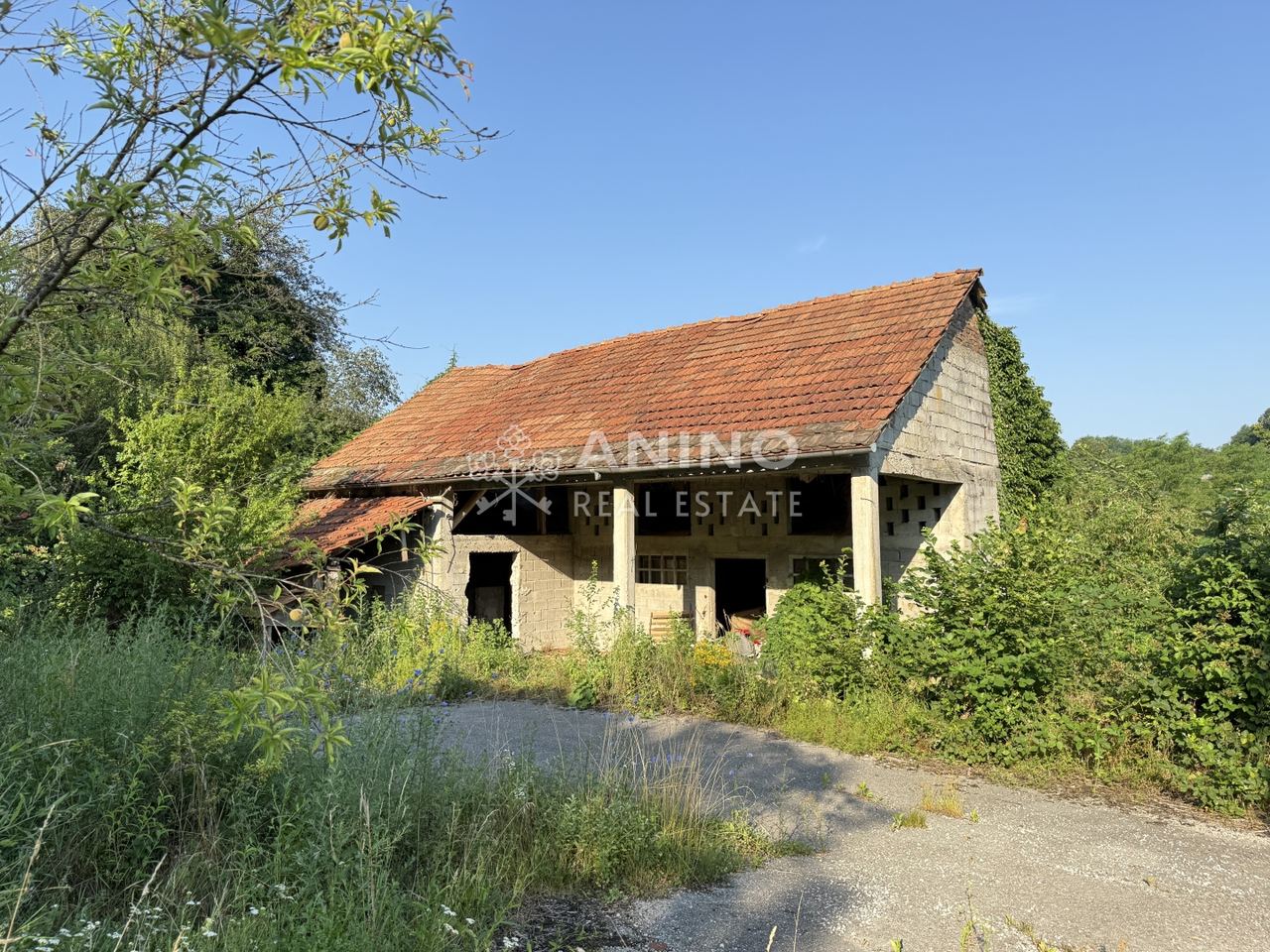 Casa u Pušći, 250m², slika 4