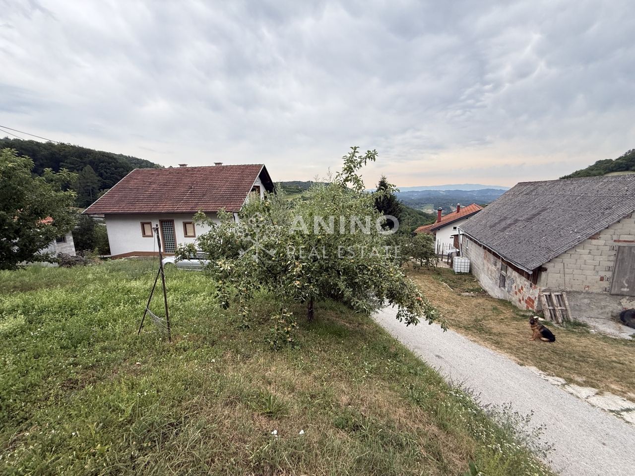 Casa u Radoboju, 250m², 4 sobe, slika 2