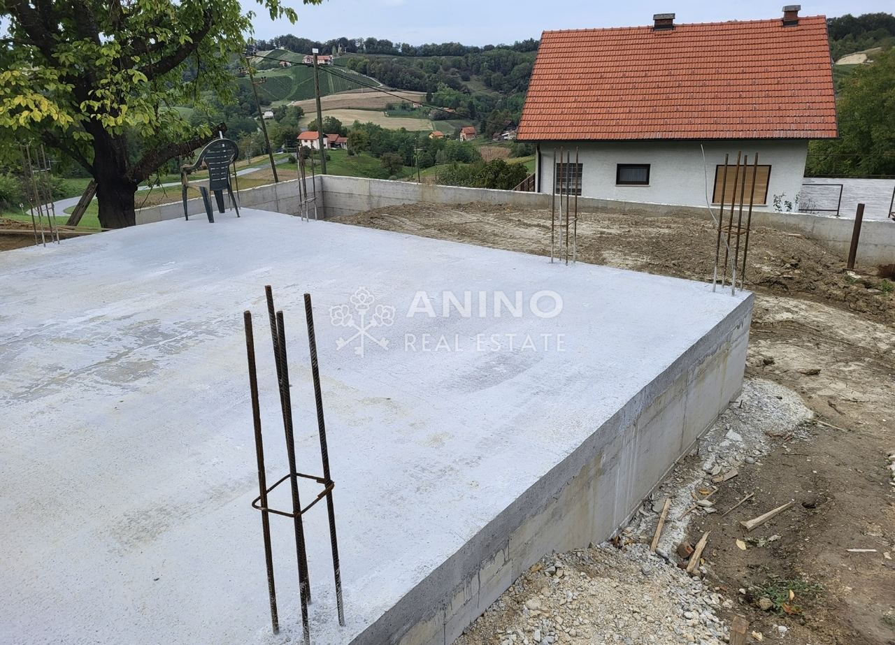 Terreno u Krapinskim Toplicama, 683m², slika 2