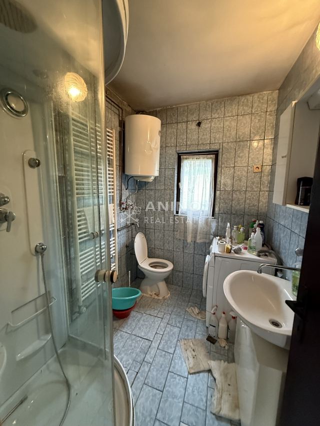 Casa u Klanjcu, 160.07m², 2 sobe, slika 5