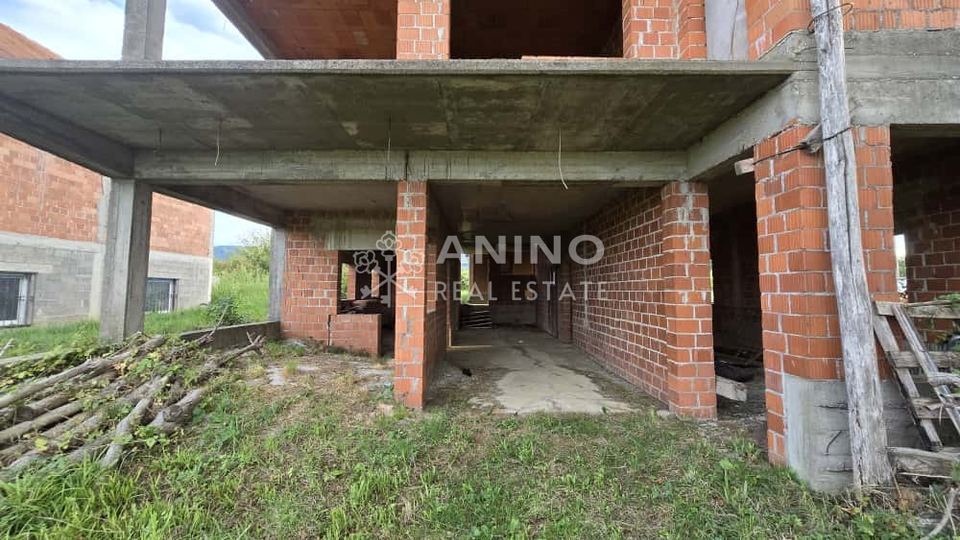 Casa u Gornja Stubici, 471m², slika 4