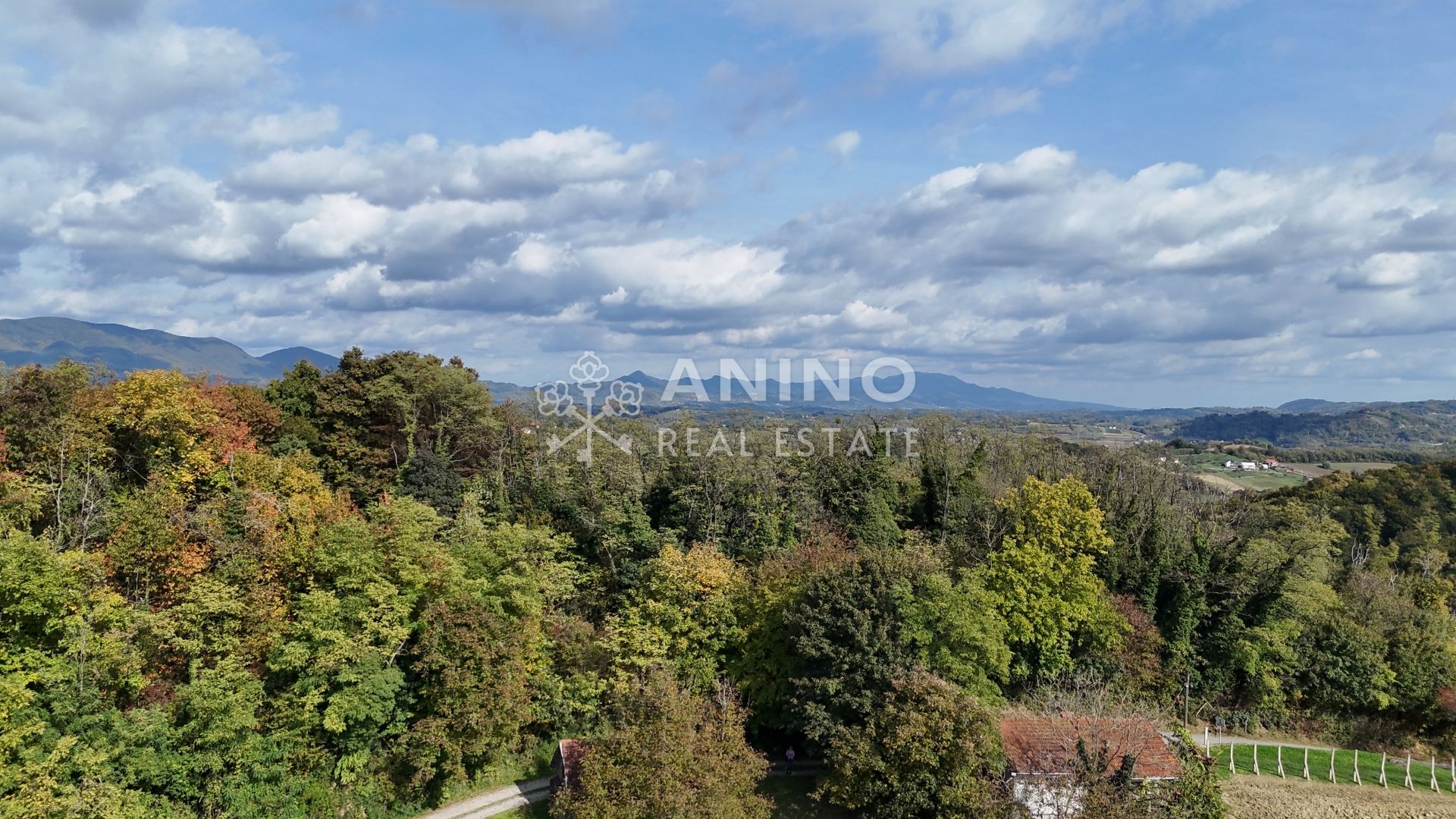 Land u Krapinskim Toplicama, 1478m², slika 2
