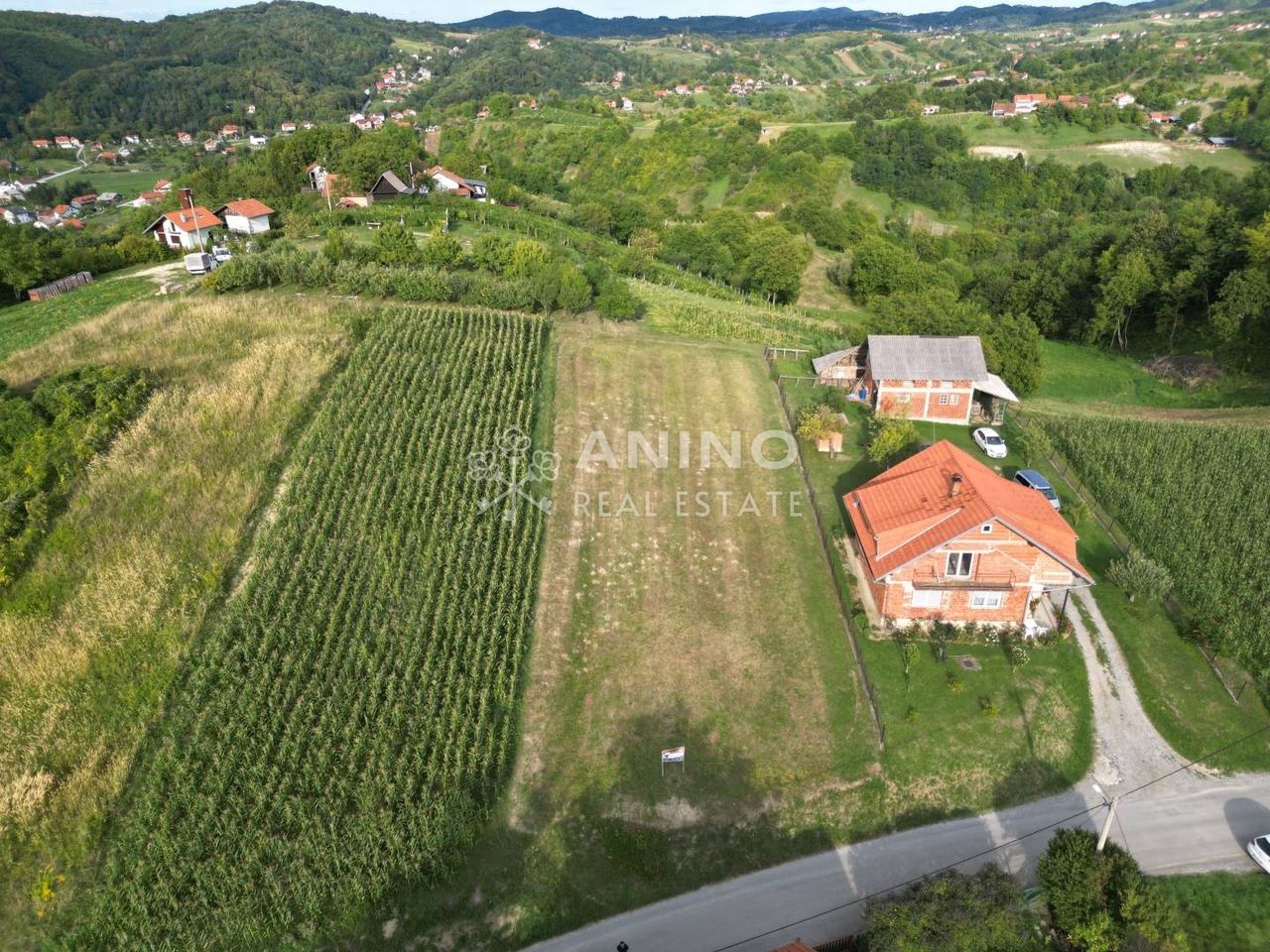 Land u Gornja Stubici, 1357m²