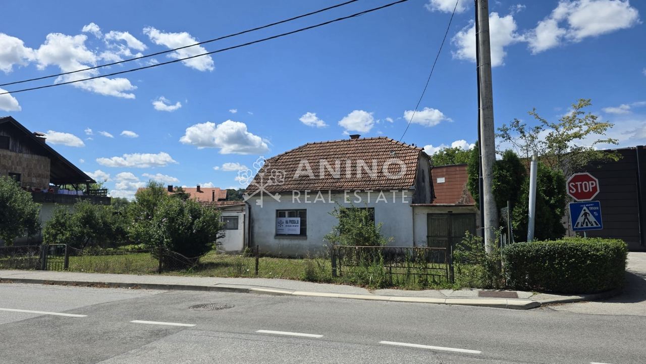 Casa u Sveti Križ Začretju, 823m², 2 sobe