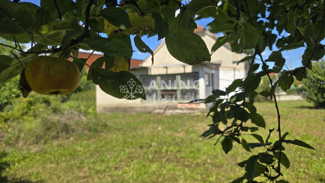 Casa u Sveti Križ Začretju, 823m², 2 sobe, slika 5