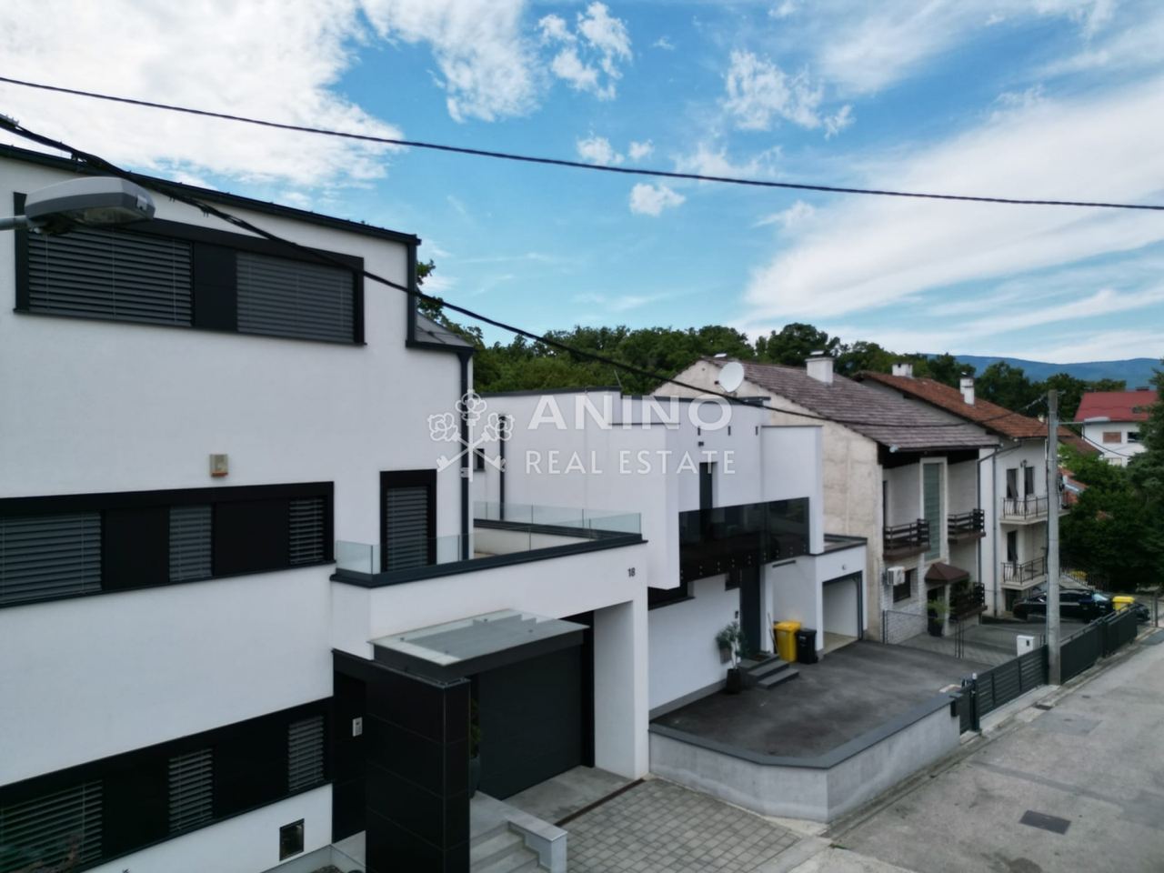Casa u Zagrebu, 302m²