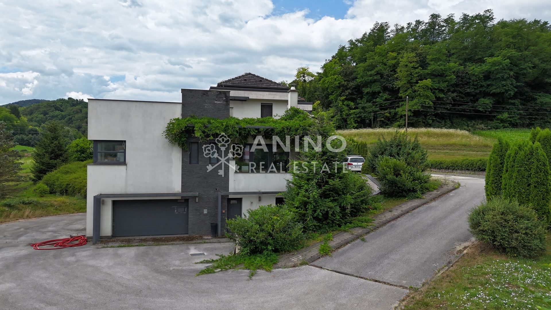 Haus u Tuhelju, 680m², slika 3