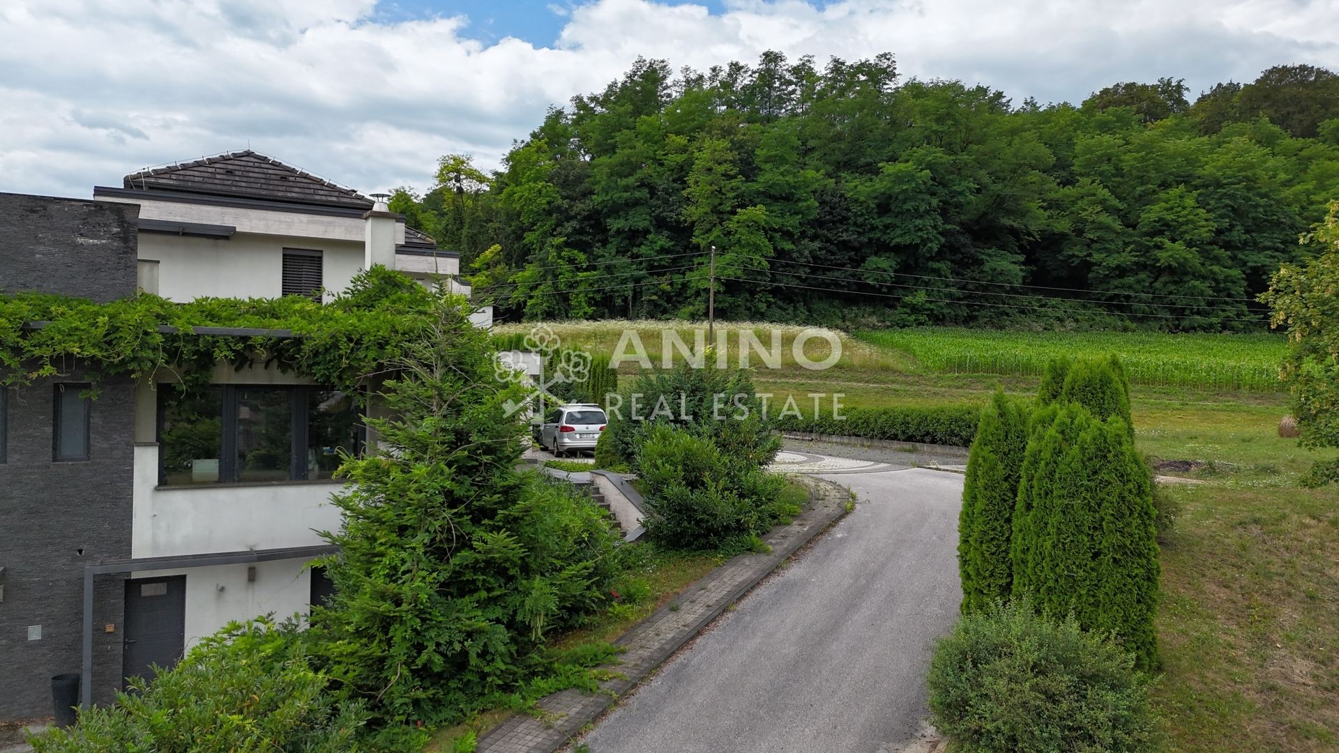 Haus u Tuhelju, 680m², slika 4