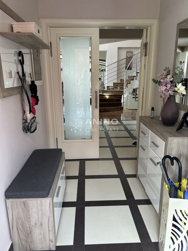 Haus u Donja Stubici, 323m², 2 sobe, slika 5