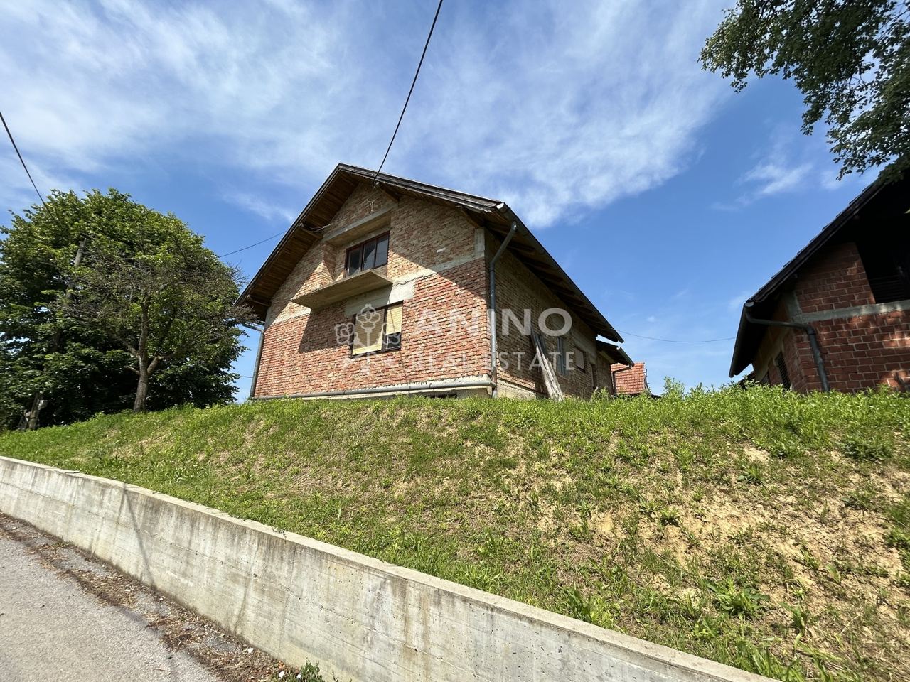 Kuća u Krapinskim Toplicama, 103m², 1 soba, slika 3