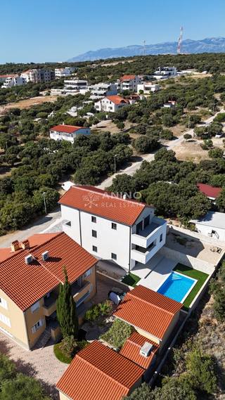 Appartamento u Kolanu, 110m², 4 sobe, slika 3
