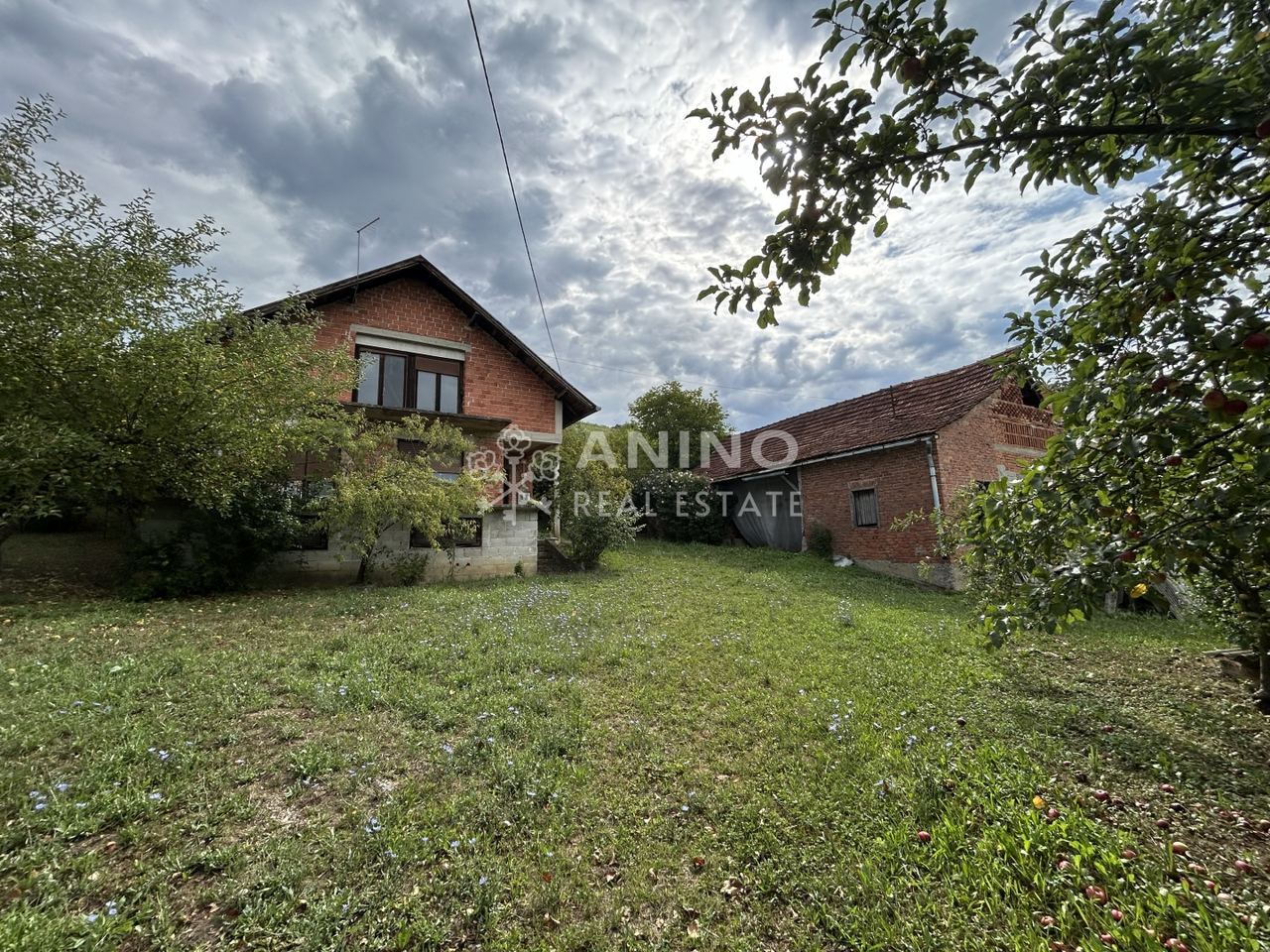 Kuća u Krapinskim Toplicama, 110m², 1 soba