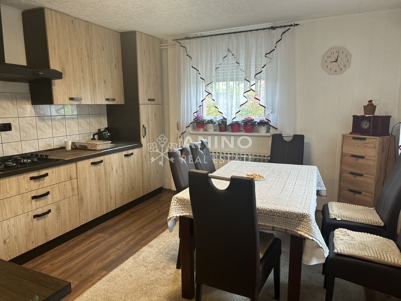 Casa u Gornji Knegincu, 156m², 4 sobe, slika 2