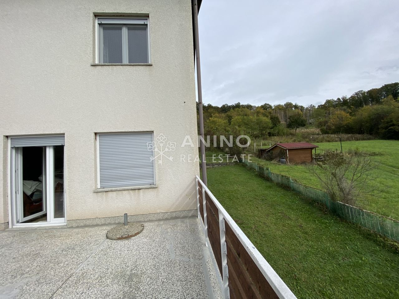 Haus u Krapinskim Toplicama, 170m², 5 soba, slika 3