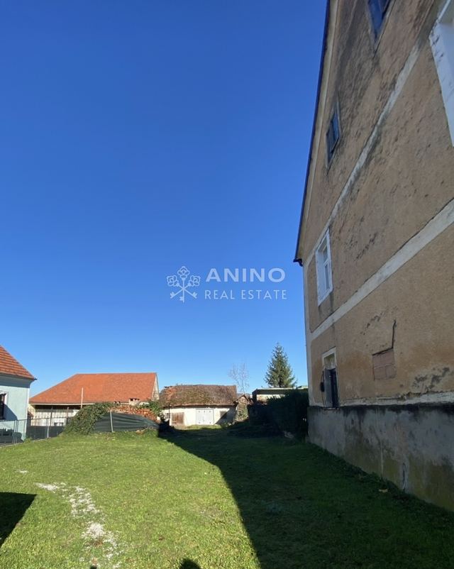 Land u Sveti Križ Začretju, 698m²
