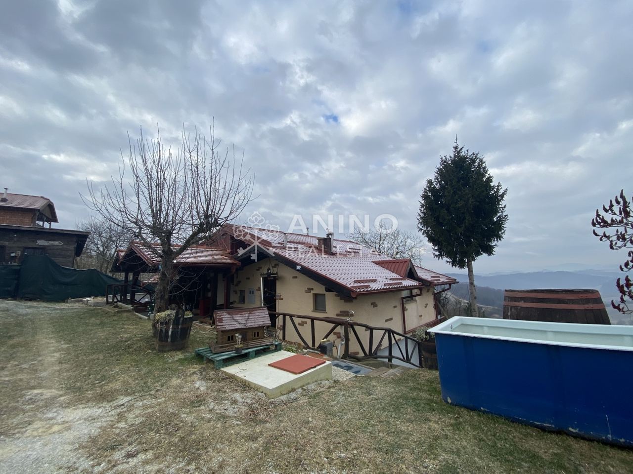 Haus u Mihovljanu, 141m², 7 soba