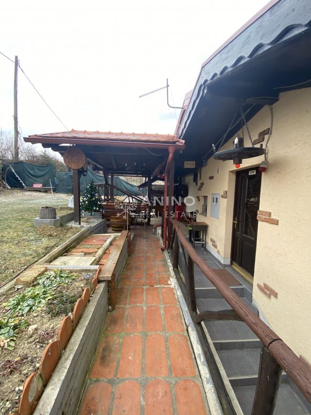 House u Mihovljanu, 141m², 7 soba, slika 3