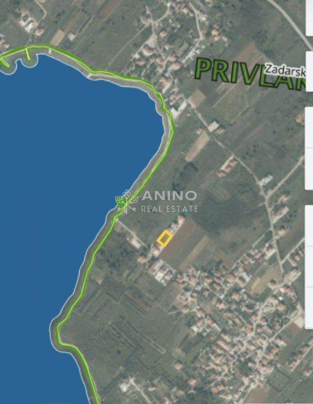 Land u Privlaci, 633m²