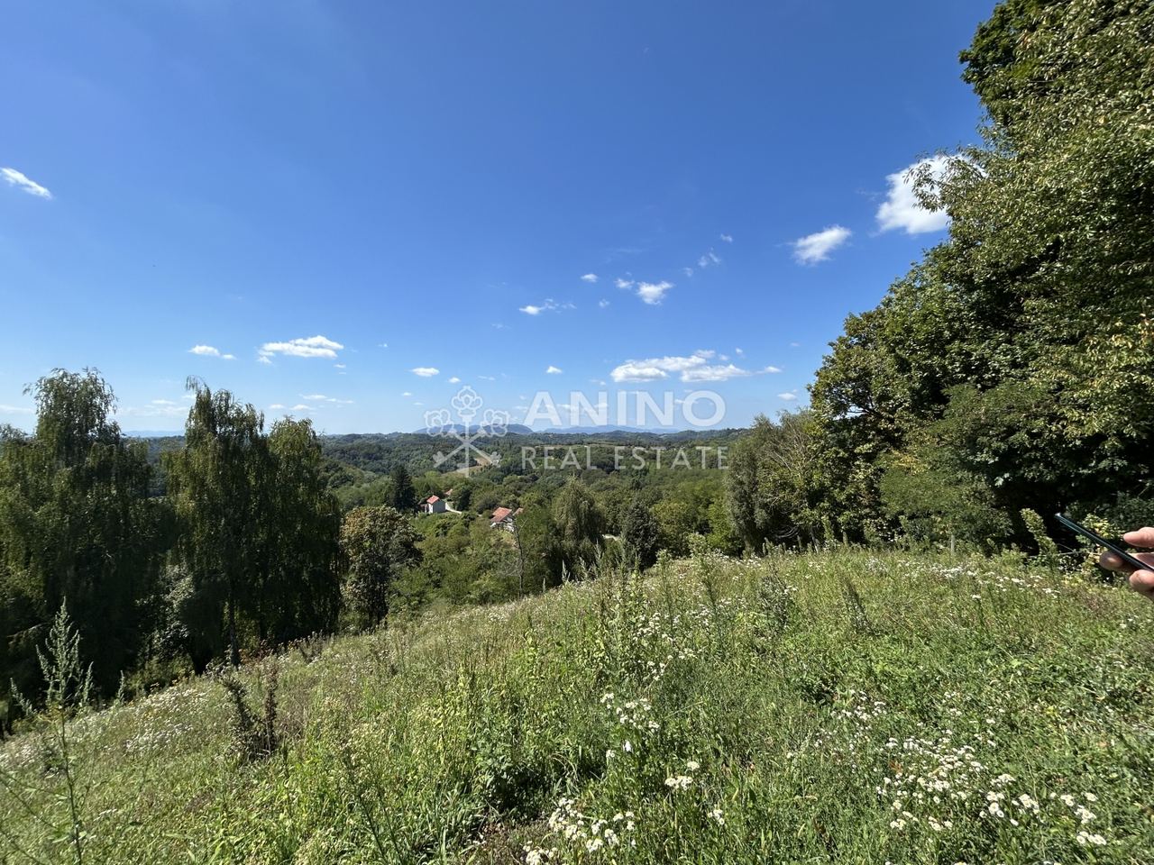 Land u Krapinskim Toplicama, 2345m², slika 2