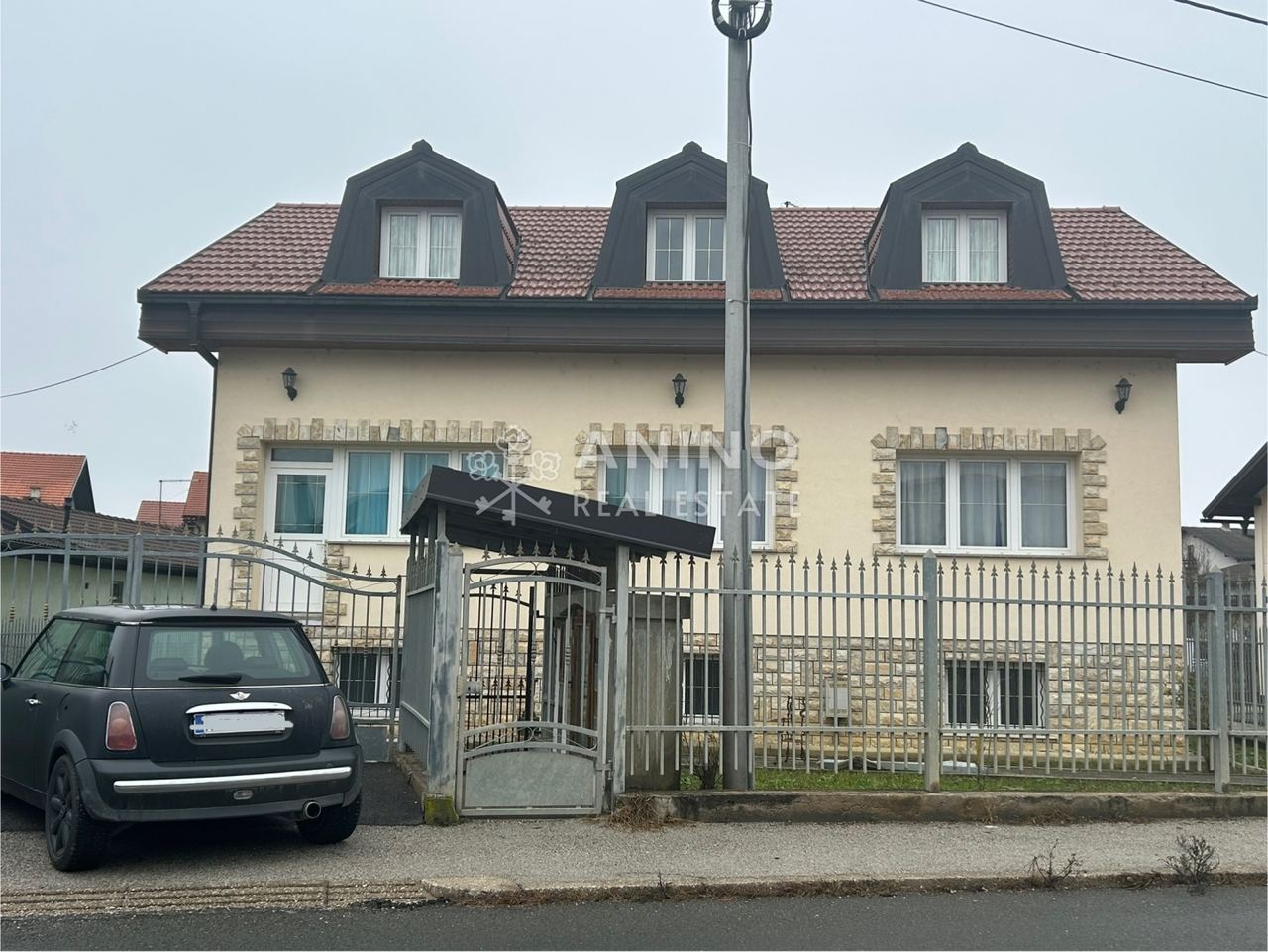 Casa u Jastrebarsku, 344m², 3 sobe, slika 3