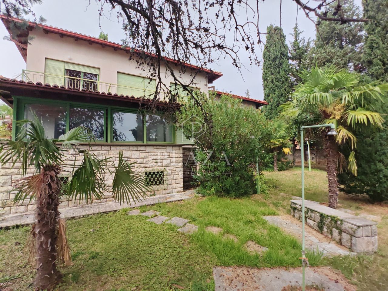 Casa u Opatiji, 319m², 6 soba, slika 2