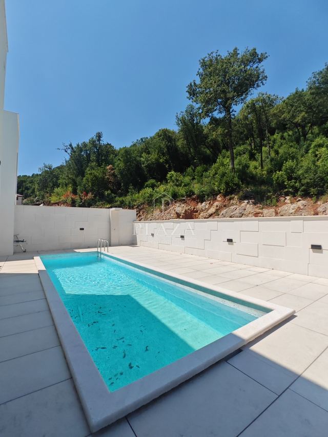Apartment u Opatiji, 140m², 3 sobe, slika 4