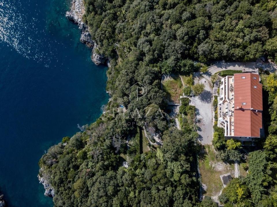 House u Mošćeničkoj Drazi, 840m², 15 soba