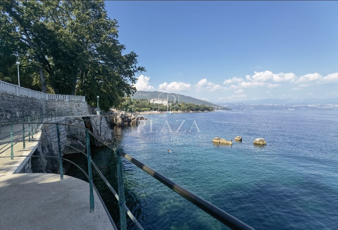 Land u Lovranu, 4500m²