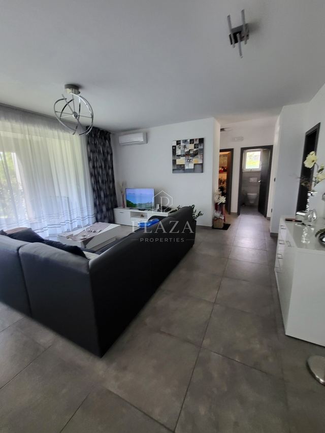 House u Opatiji, 180m², 4 sobe, slika 3