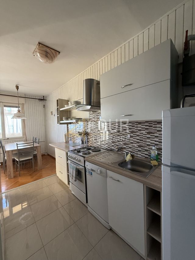 Stan u Rijeci, 67.2m², 2 sobe
