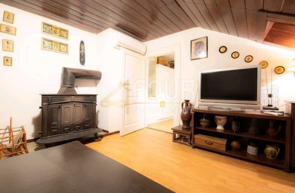 Stan u Rijeci, 72.4m², 2 sobe