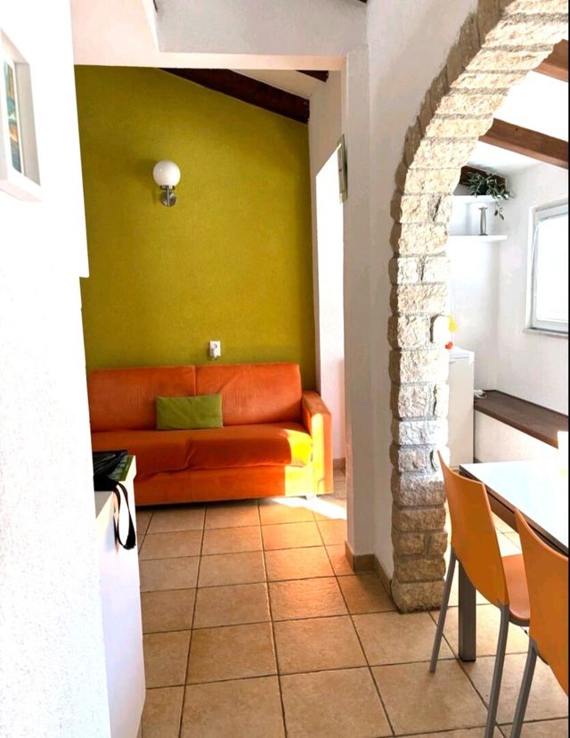 Stan u Poreču, 37m², 1 soba, slika 3