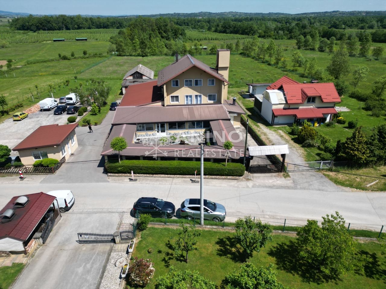 Commercial Space u Dugo Selu, 826m², slika 2