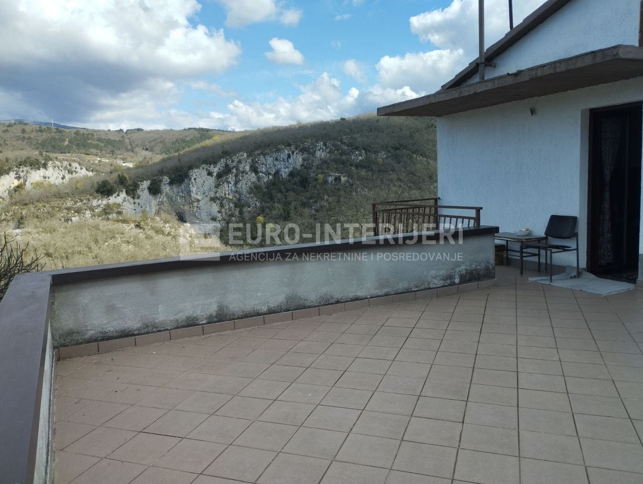 House u Marinciu, 177m², 4 sobe, slika 5