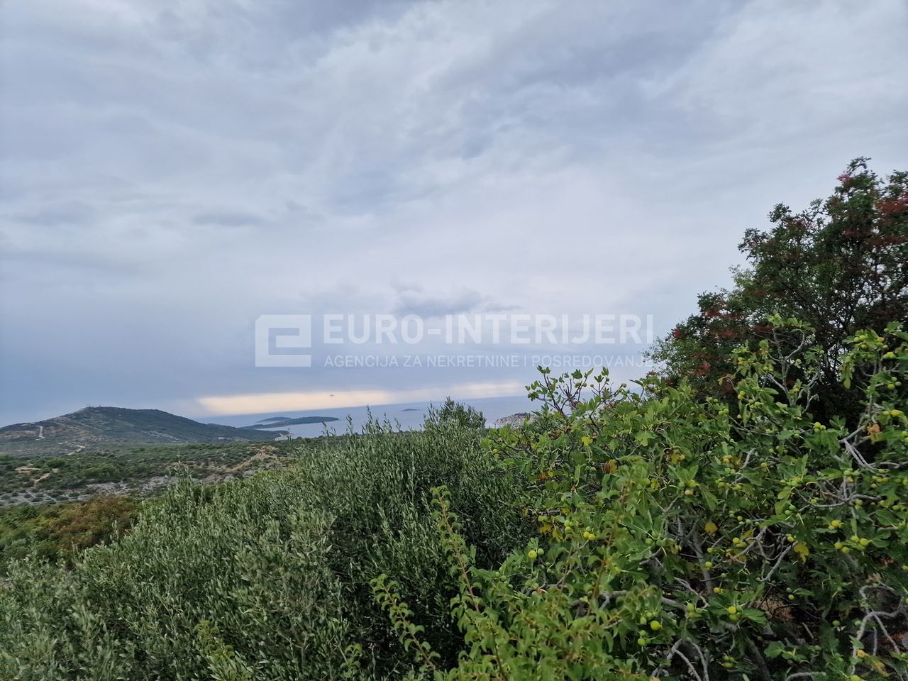 Grundstück u Primošten Burnjiu, 774m², slika 4