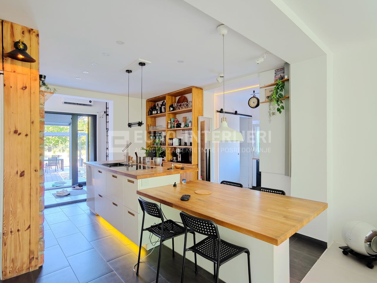 House u Zagrebu, 140m², 2 sobe, slika 4